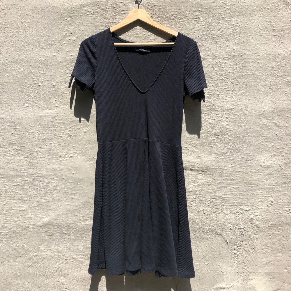 Abercrombie black Tie sleeves mini skater dress